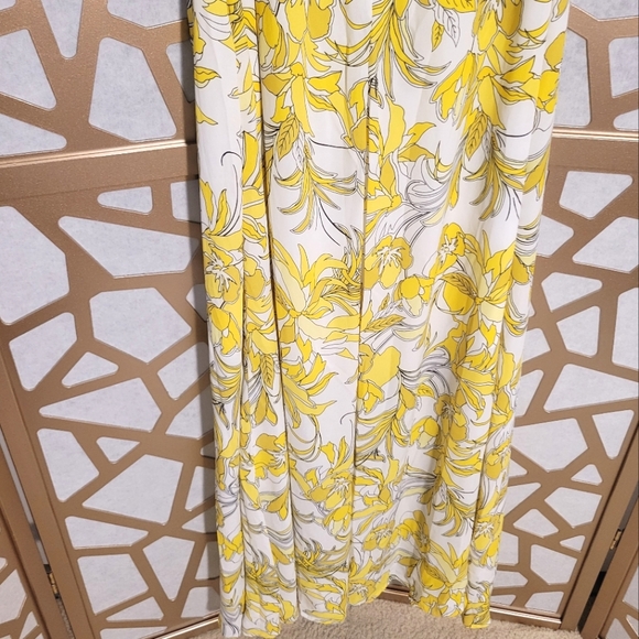 NWOT BAR111 Yellow Floral Print Maxi Halter Dress - Picture 10 of 14